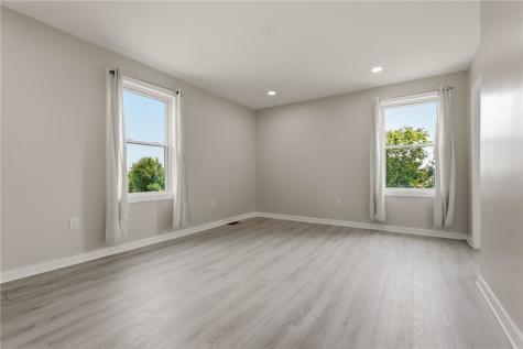 369 Stanford Avenue West View PA 15229