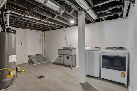 369 Stanford Avenue West View PA 15229