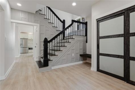 369 Stanford Avenue West View PA 15229