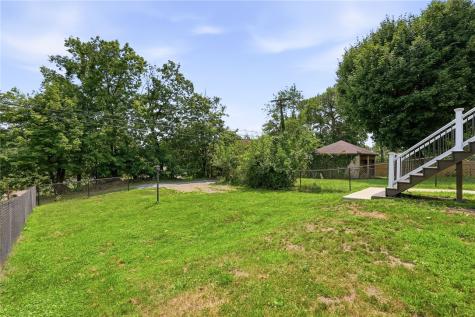 369 Stanford Avenue West View PA 15229