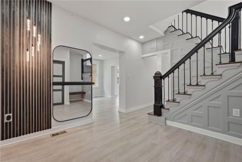369 Stanford Avenue West View PA 15229