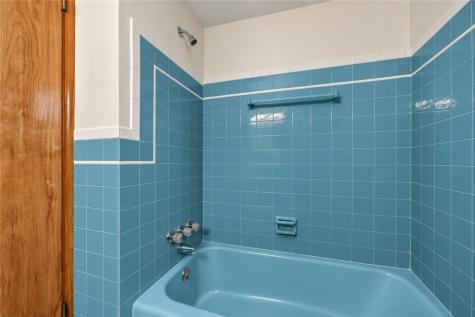 4557 Mapledale Drive Homestead PA 15120