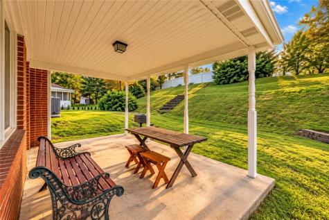 4557 Mapledale Drive Homestead PA 15120