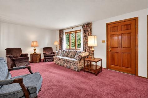 4557 Mapledale Drive Homestead PA 15120