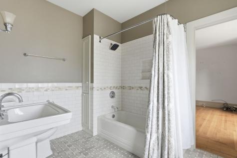 1232 N Highland Avenue Highland Park PA 15206