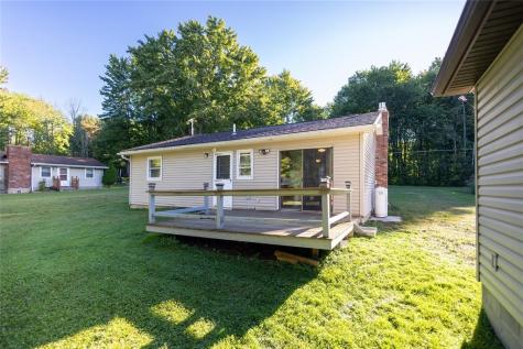 15307 Conaway Drive Conneaut Township PA 16424