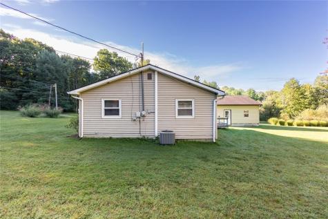 15307 Conaway Drive Conneaut Township PA 16424