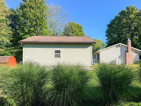 15307 Conaway Drive Conneaut Township PA 16424