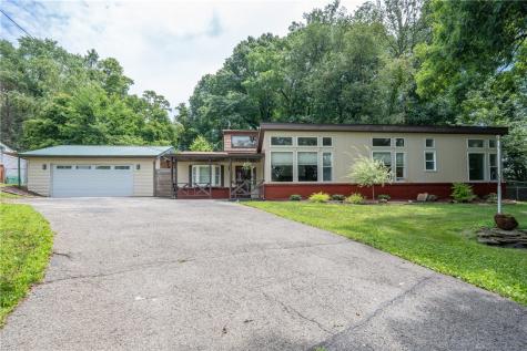 2851 State Route 981 Loyalhanna PA 15670