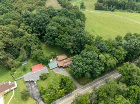 2851 State Route 981 Loyalhanna PA 15670