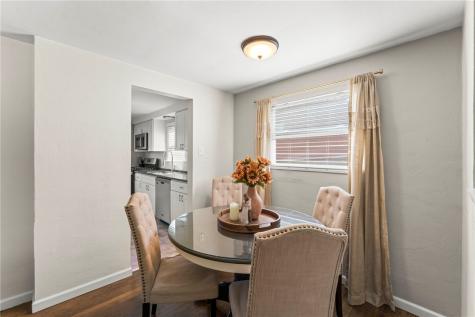 128 Winifred Drive Pleasant Hills PA 15236
