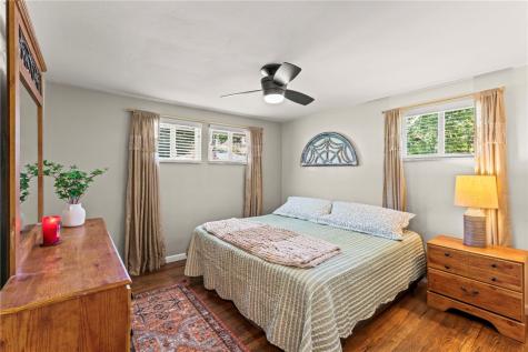 128 Winifred Drive Pleasant Hills PA 15236