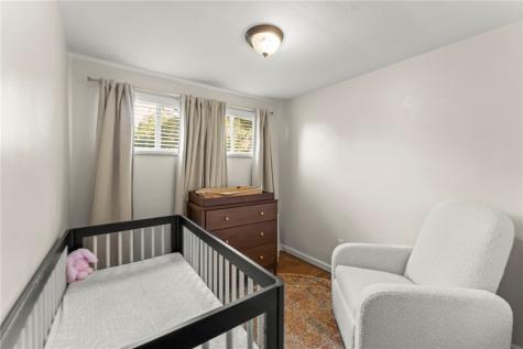 128 Winifred Drive Pleasant Hills PA 15236