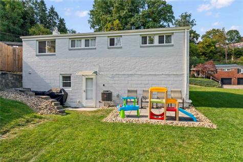 128 Winifred Drive Pleasant Hills PA 15236