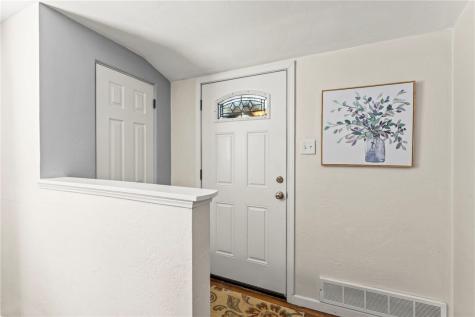 128 Winifred Drive Pleasant Hills PA 15236