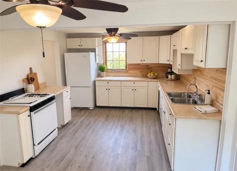 531 5th Avenue Avonmore PA 15618