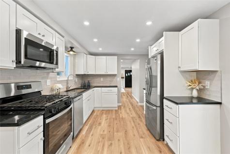 160 Gateway Avenue Marshall PA 15090