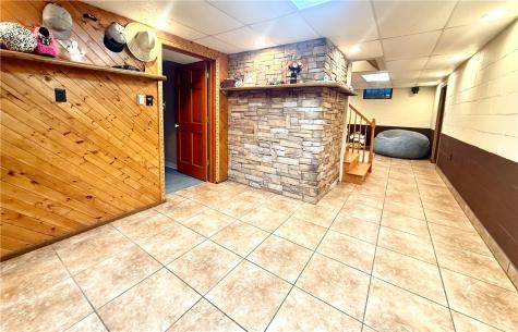 536 W Danville Road Oakland Township PA 16025