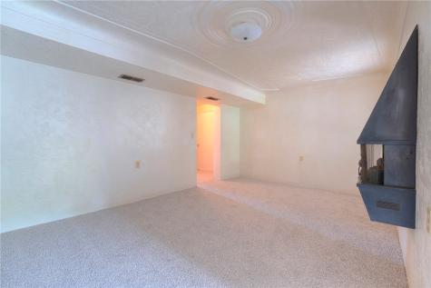 105 Mt. Pleasant Boulevard Manor PA 15642