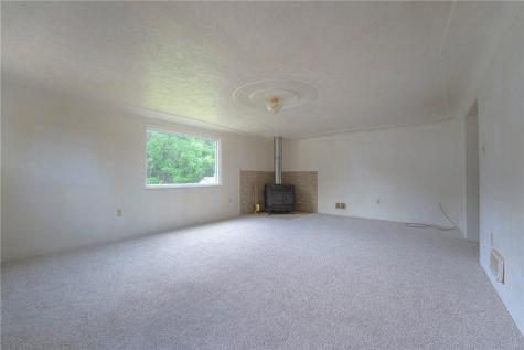 105 Mt. Pleasant Boulevard Manor PA 15642
