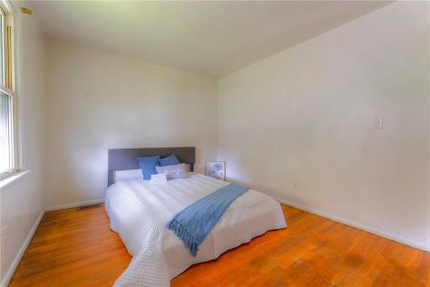 105 Mt. Pleasant Boulevard Manor PA 15642