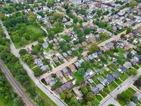 148 Taylor Avenue Beaver PA 15009