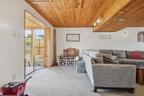163 Van Drive Bullskin Township PA 15425