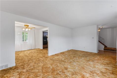 1203 Vivjon Drive West Homestead PA 15120