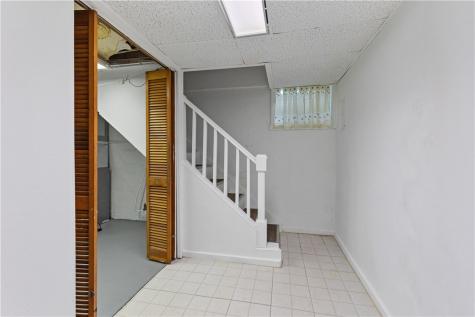 1203 Vivjon Drive West Homestead PA 15120