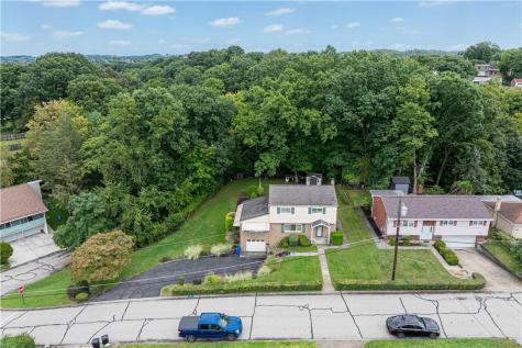 1203 Vivjon Drive West Homestead PA 15120