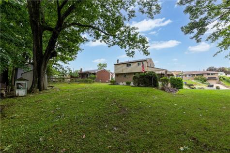 1203 Vivjon Drive West Homestead PA 15120