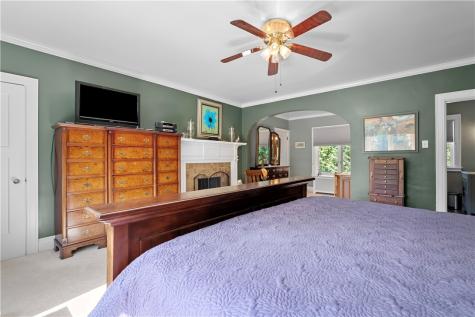 405 W Washington Boulevard Grove City Boro PA 16127