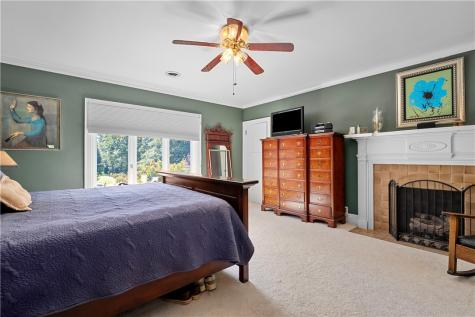 405 W Washington Boulevard Grove City Boro PA 16127