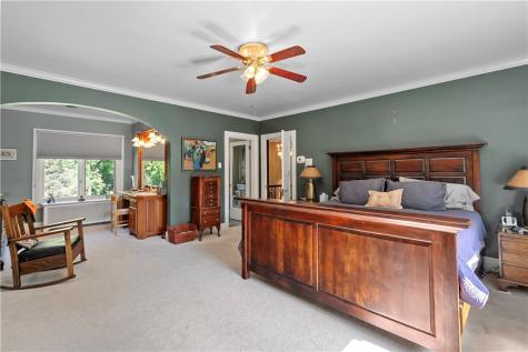 405 W Washington Boulevard Grove City Boro PA 16127