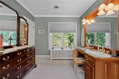 405 W Washington Boulevard Grove City Boro PA 16127