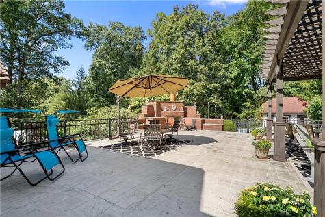 405 W Washington Boulevard Grove City Boro PA 16127