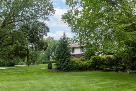 405 W Washington Boulevard Grove City Boro PA 16127