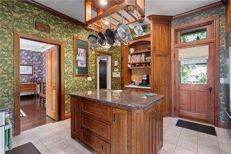 405 W Washington Boulevard Grove City Boro PA 16127