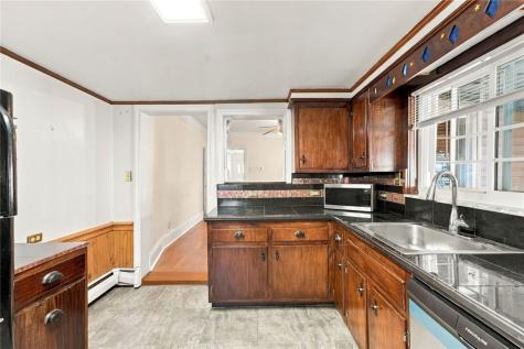 2207 Sarah Street South Side PA 15203