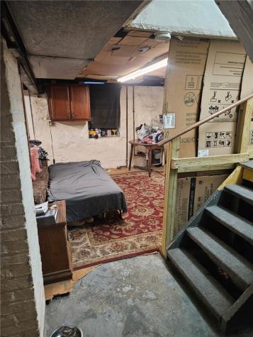 143 Whitestown Road Township Of But Sw PA 16045