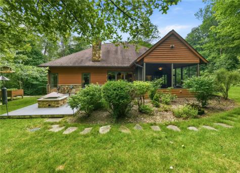 302 Pheasant Run Lane Jefferson Township PA 15622