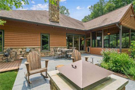 302 Pheasant Run Lane Jefferson Township PA 15622