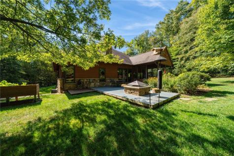 302 Pheasant Run Lane Jefferson Township PA 15622