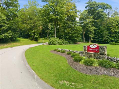 302 Pheasant Run Lane Jefferson Township PA 15622