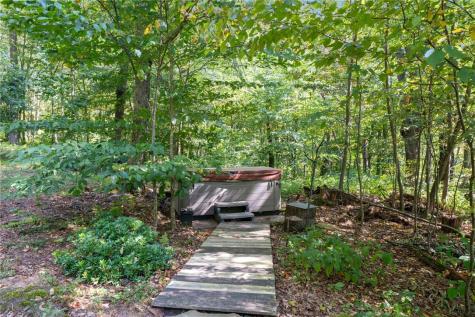 302 Pheasant Run Lane Jefferson Township PA 15622