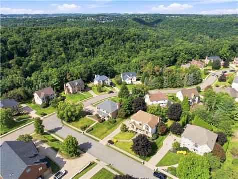 146 Williams Drive Robinson Township PA 15108