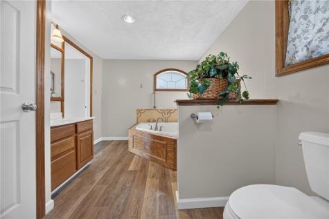 222 Cherry Avenue Houston PA 15342