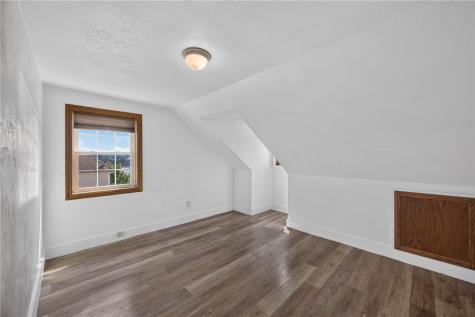 222 Cherry Avenue Houston PA 15342