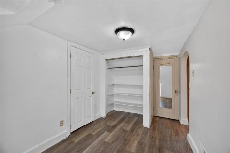 222 Cherry Avenue Houston PA 15342
