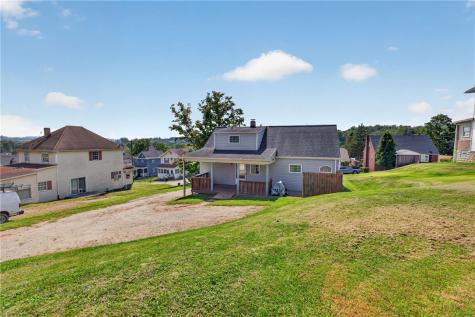 222 Cherry Avenue Houston PA 15342